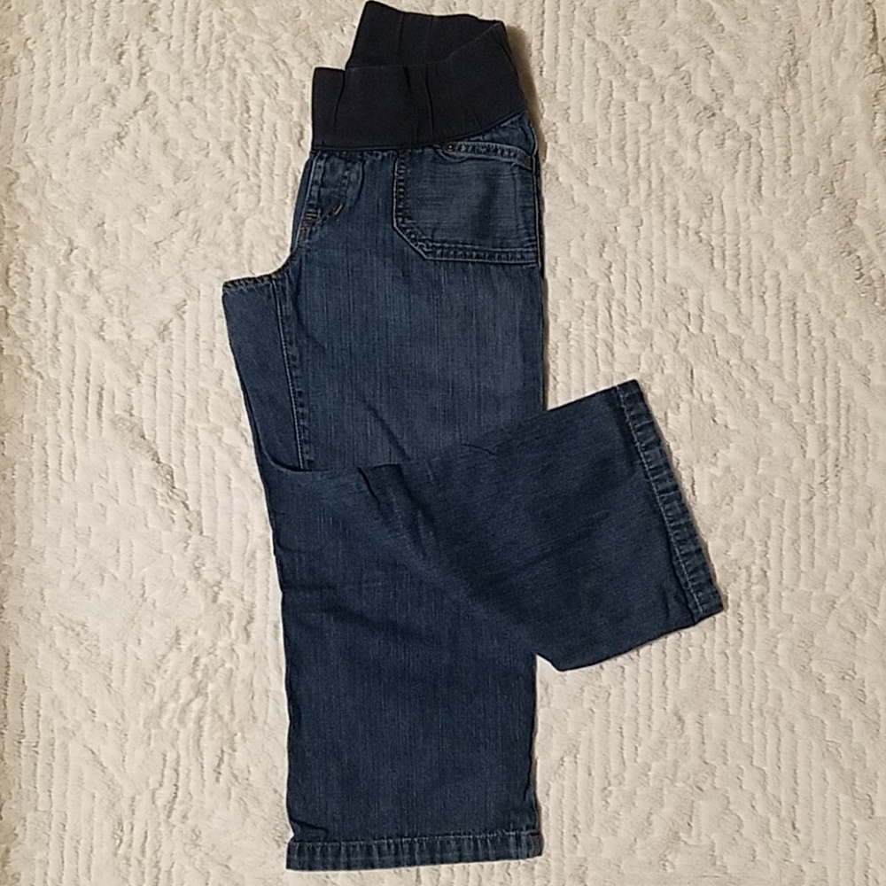GAP Maternity Capris